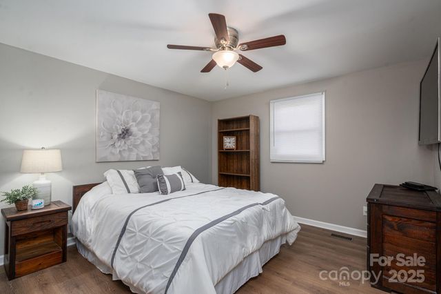 164 8th Avenue SW, Conover, NC 28613