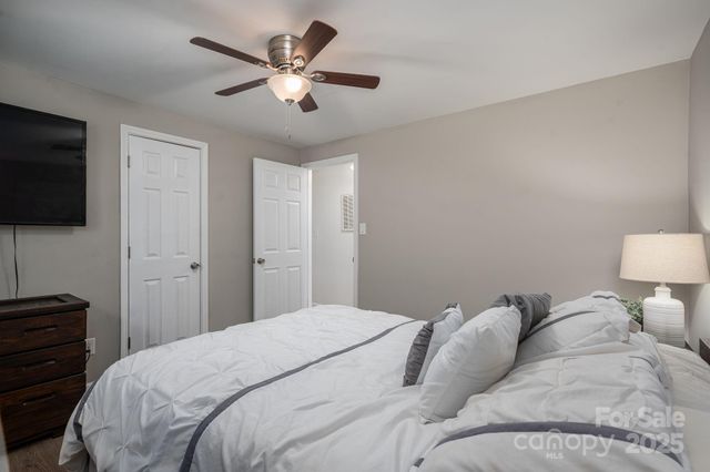 164 8th Avenue SW, Conover, NC 28613