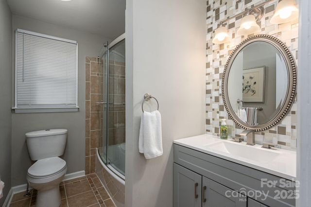 164 8th Avenue SW, Conover, NC 28613