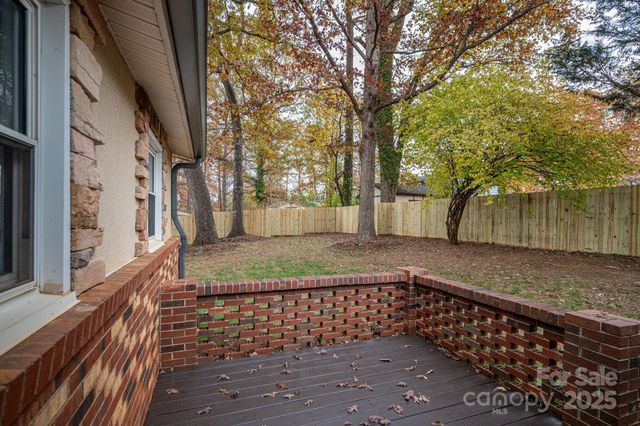 164 8th Avenue SW, Conover, NC 28613