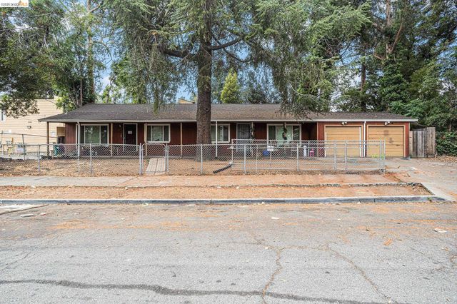 2353 83Rd Ave, Oakland, CA 94605