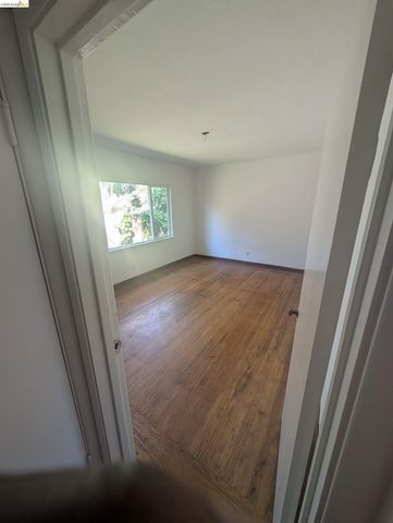 2353 83Rd Ave, Oakland, CA 94605