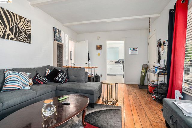 2353 83Rd Ave, Oakland, CA 94605