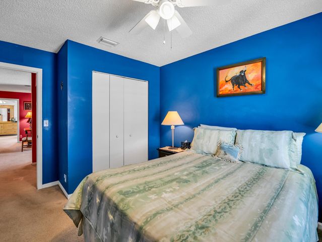 6887 Willow Creek Run, Lake Worth, FL 33463