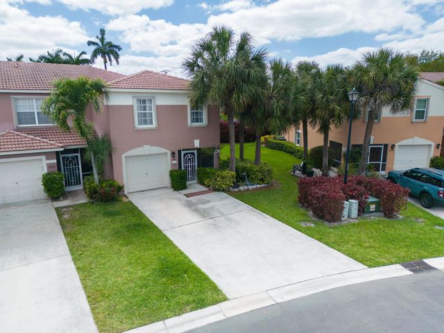 6887 Willow Creek Run, Lake Worth, FL 33463