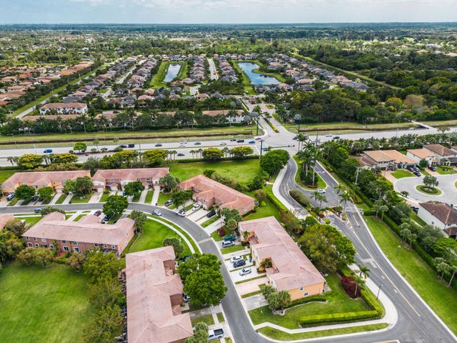 6887 Willow Creek Run, Lake Worth, FL 33463