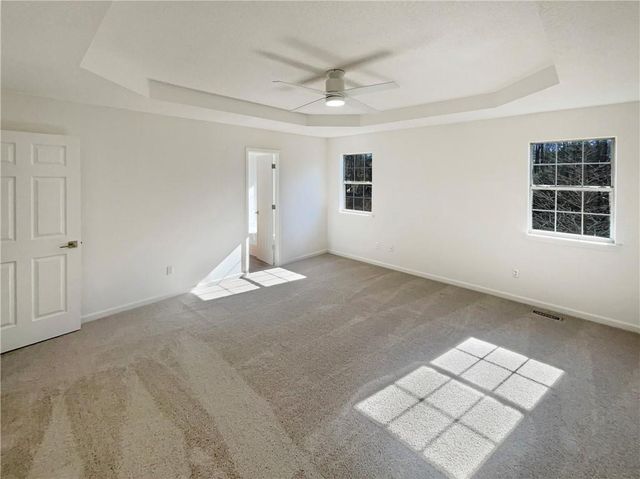 180 Honeysuckle SE Drive, Calhoun, GA 30701