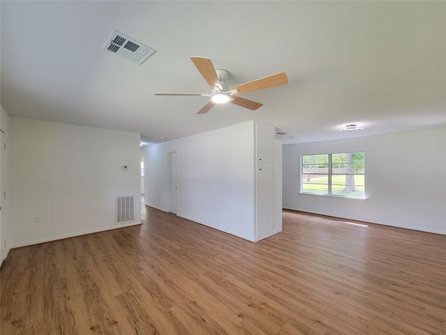 2605 W Dumble Street, Alvin, TX 77511