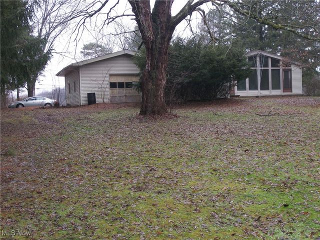 13717 Caves Road, Novelty, OH 44072