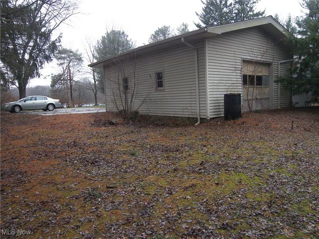 13717 Caves Road, Novelty, OH 44072