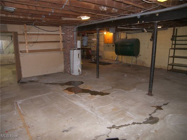 13717 Caves Road, Novelty, OH 44072