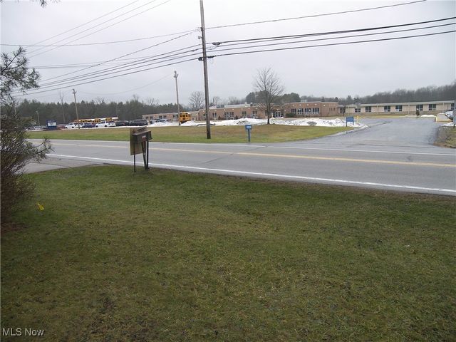 13717 Caves Road, Novelty, OH 44072