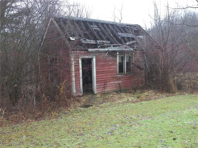 13717 Caves Road, Novelty, OH 44072