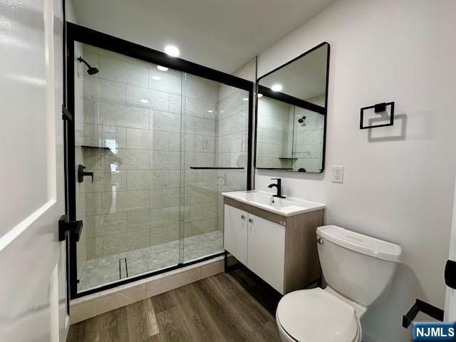 1 W Columbia Avenue 1, Palisades Park, NJ 07650