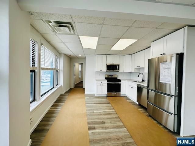 1 W Columbia Avenue 1, Palisades Park, NJ 07650