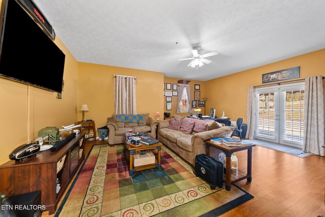 112 Dove Drive, Crossville, TN 38555