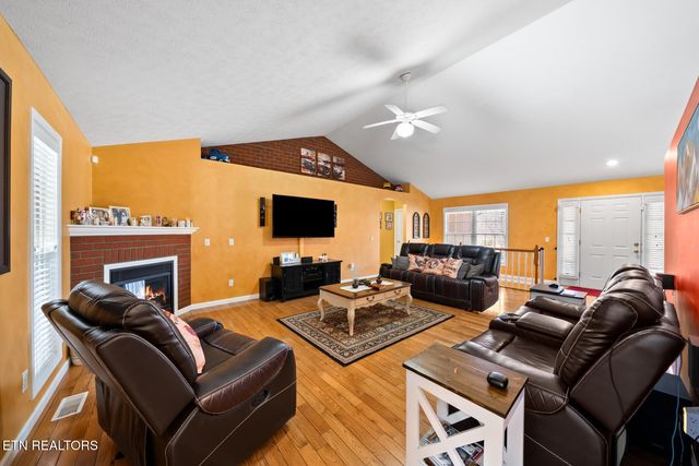 112 Dove Drive, Crossville, TN 38555