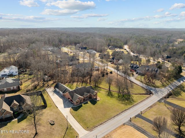 112 Dove Drive, Crossville, TN 38555