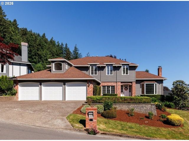 2055 RIDGE POINTE Dr, Lake Oswego, OR 97034