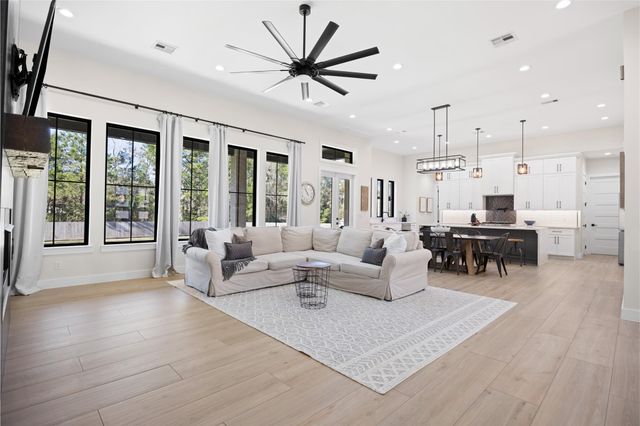 5414 Forest Cove Drive, Dickinson, TX 77539