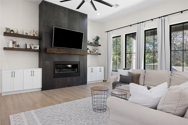 5414 Forest Cove Drive, Dickinson, TX 77539