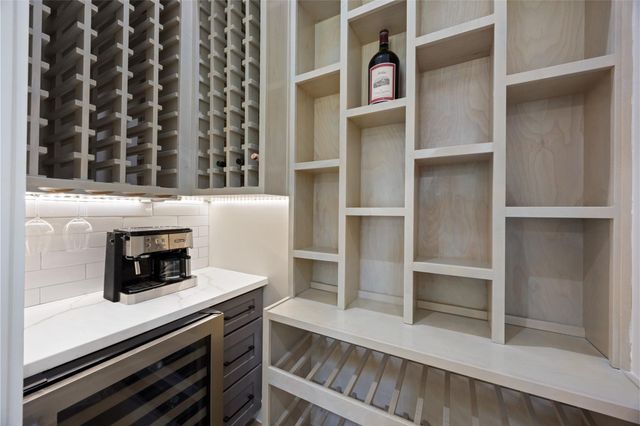 5414 Forest Cove Drive, Dickinson, TX 77539