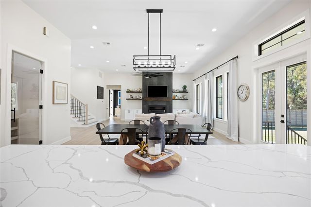 5414 Forest Cove Drive, Dickinson, TX 77539