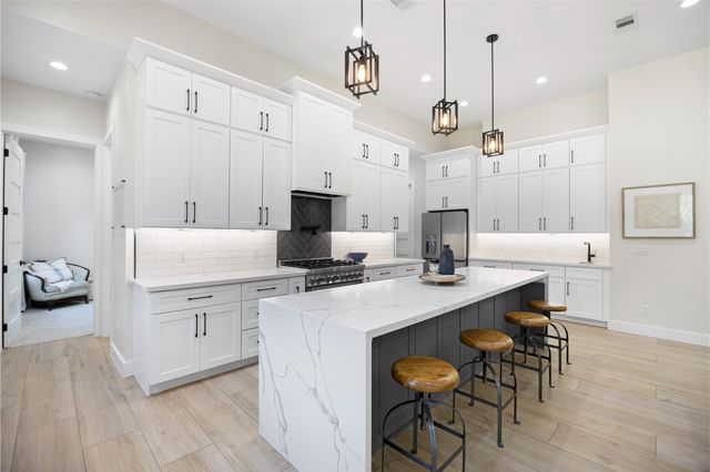 5414 Forest Cove Drive, Dickinson, TX 77539