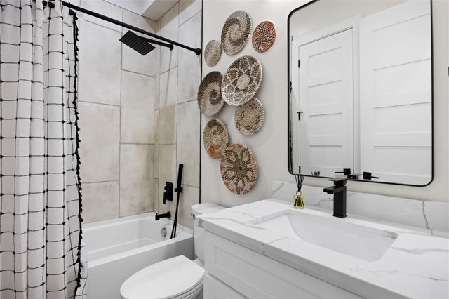 5414 Forest Cove Drive, Dickinson, TX 77539