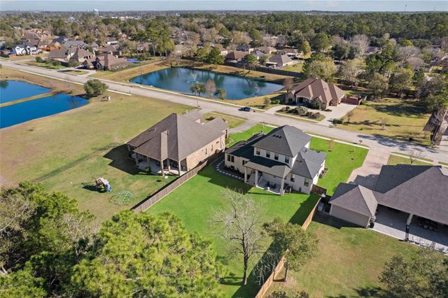 5414 Forest Cove Drive, Dickinson, TX 77539