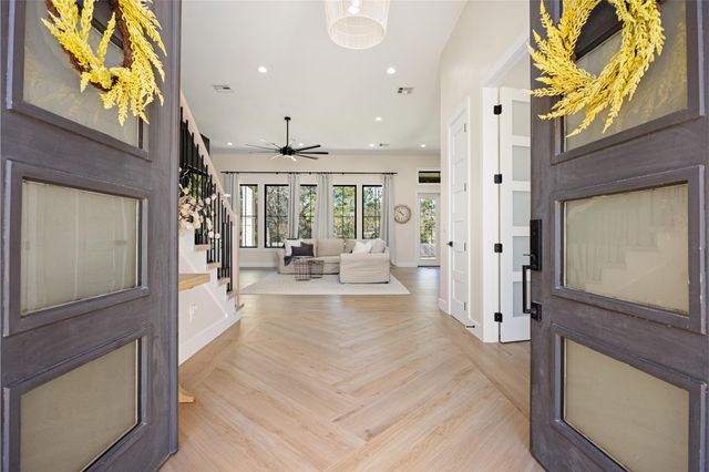 5414 Forest Cove Drive, Dickinson, TX 77539