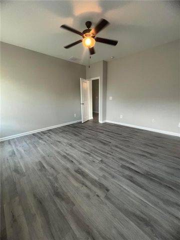 1053 Sutherland Drive, Winder, GA 30680