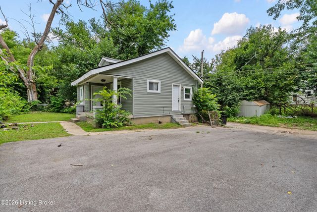 665 Curry Ct, Louisville, KY 40211