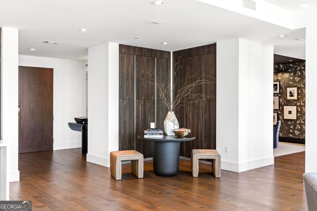 3107 Peachtree Road NE 1402, Atlanta, GA 30305