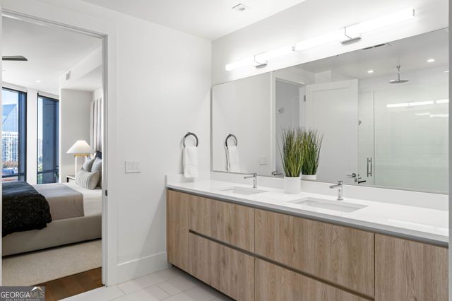 3107 Peachtree Road NE 1402, Atlanta, GA 30305