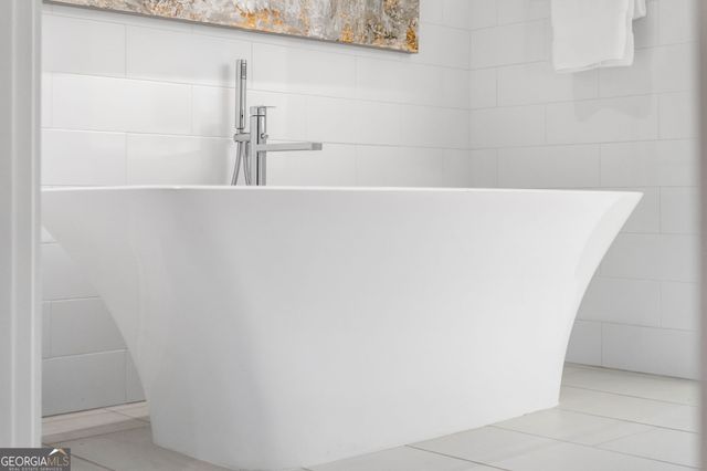 3107 Peachtree Road NE 1402, Atlanta, GA 30305