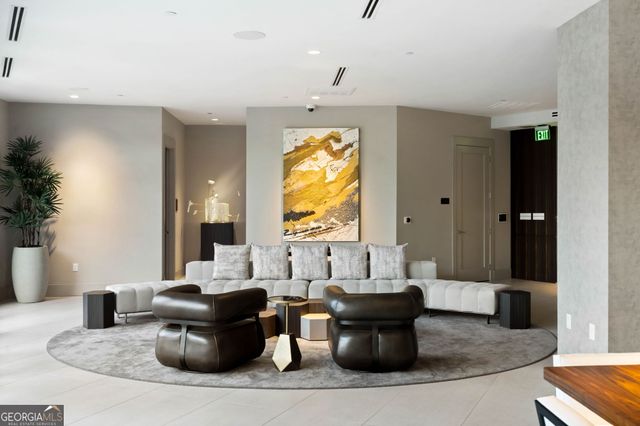 3107 Peachtree Road NE 1402, Atlanta, GA 30305