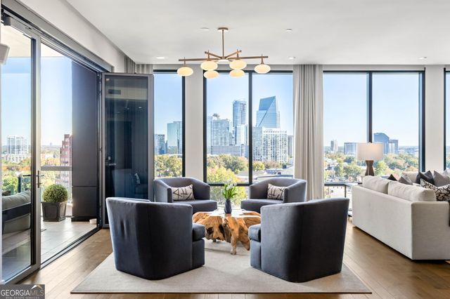 3107 Peachtree Road NE 1402, Atlanta, GA 30305