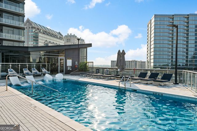 3107 Peachtree Road NE 1402, Atlanta, GA 30305