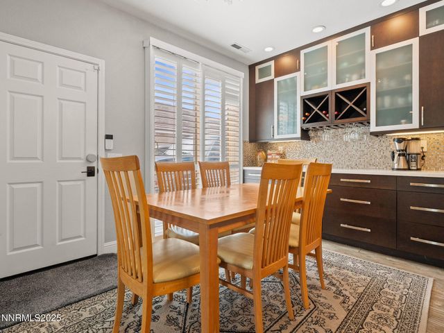 7476 Lorna Lane, Sparks, NV 89436