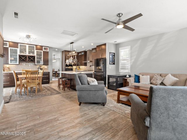 7476 Lorna Lane, Sparks, NV 89436