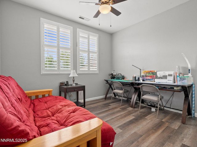 7476 Lorna Lane, Sparks, NV 89436