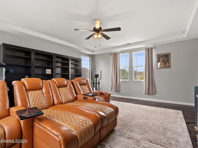 7476 Lorna Lane, Sparks, NV 89436