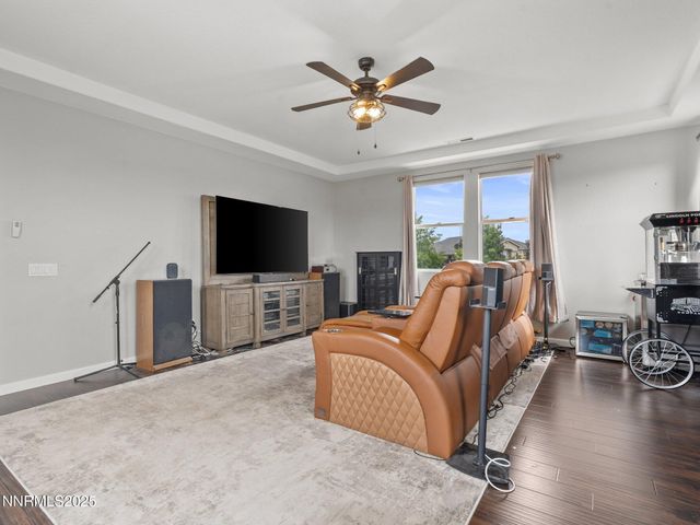 7476 Lorna Lane, Sparks, NV 89436