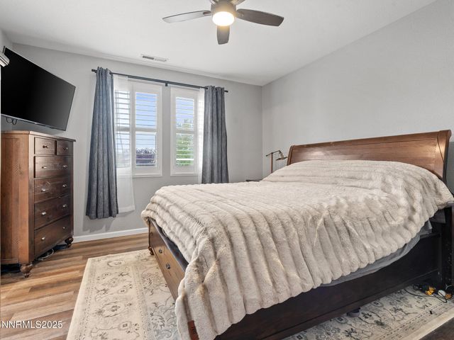 7476 Lorna Lane, Sparks, NV 89436