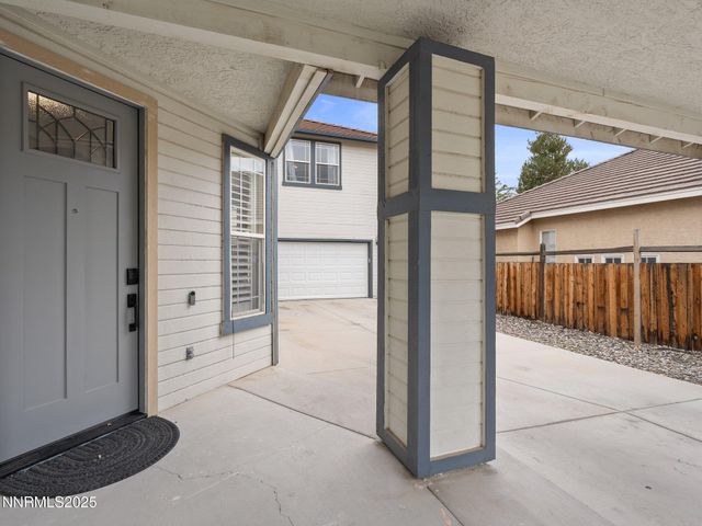 7476 Lorna Lane, Sparks, NV 89436