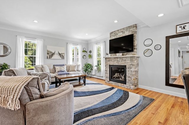 48 Summer Rd, Berlin, MA 01503