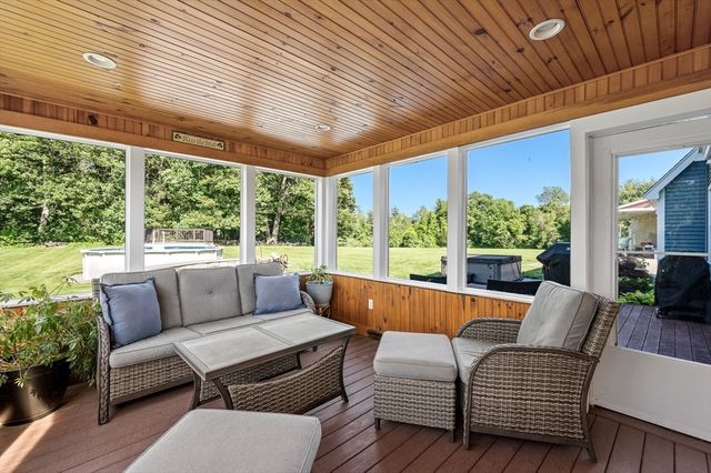 48 Summer Rd, Berlin, MA 01503