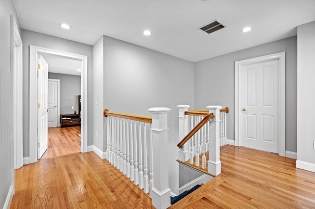 48 Summer Rd, Berlin, MA 01503