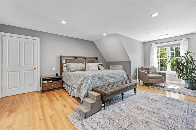 48 Summer Rd, Berlin, MA 01503